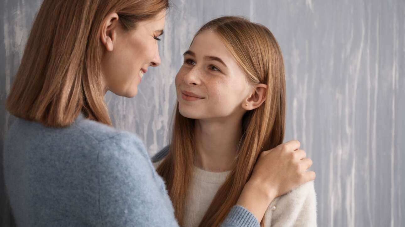 Feliz-no-significa-fácil-Adoleciencia