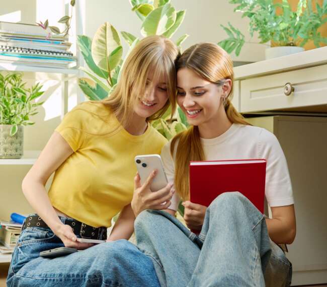 De-los-likes-a-los-límites-Adoleciencia