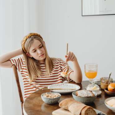 Entendiendo-lo-típico,-detectando-lo- preocupante-Adoleciencia